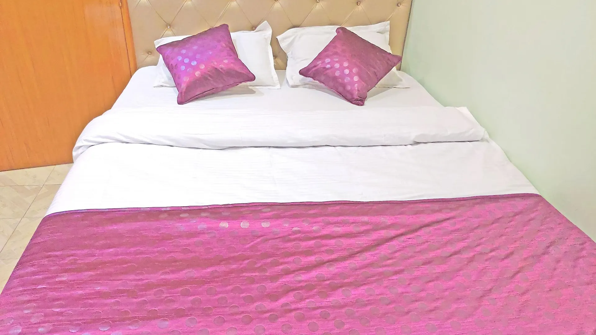 Hotel Ganesha Varanasi 2*,